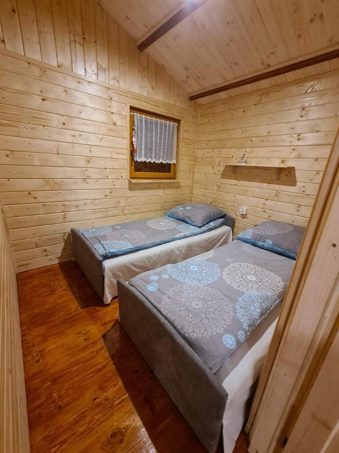 Siedlisko Nr 4A Nad Jeziorem Skarlinskim, Jezioro, Mazury, Domki Letniskowe Kurzetnik Ngoại thất bức ảnh
